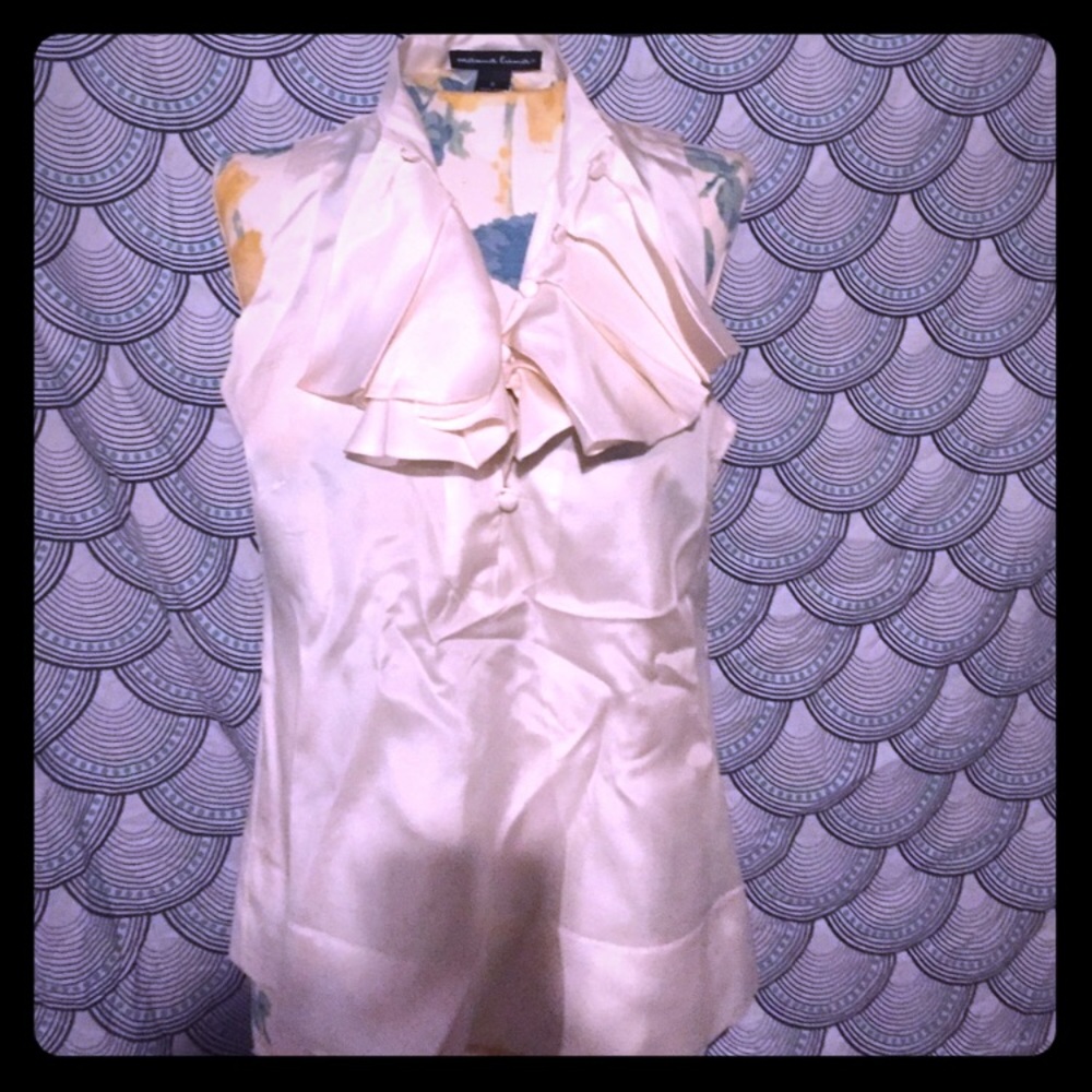 Elegant Ruffled Silk Sleeveless Creamy Blouse Sz S